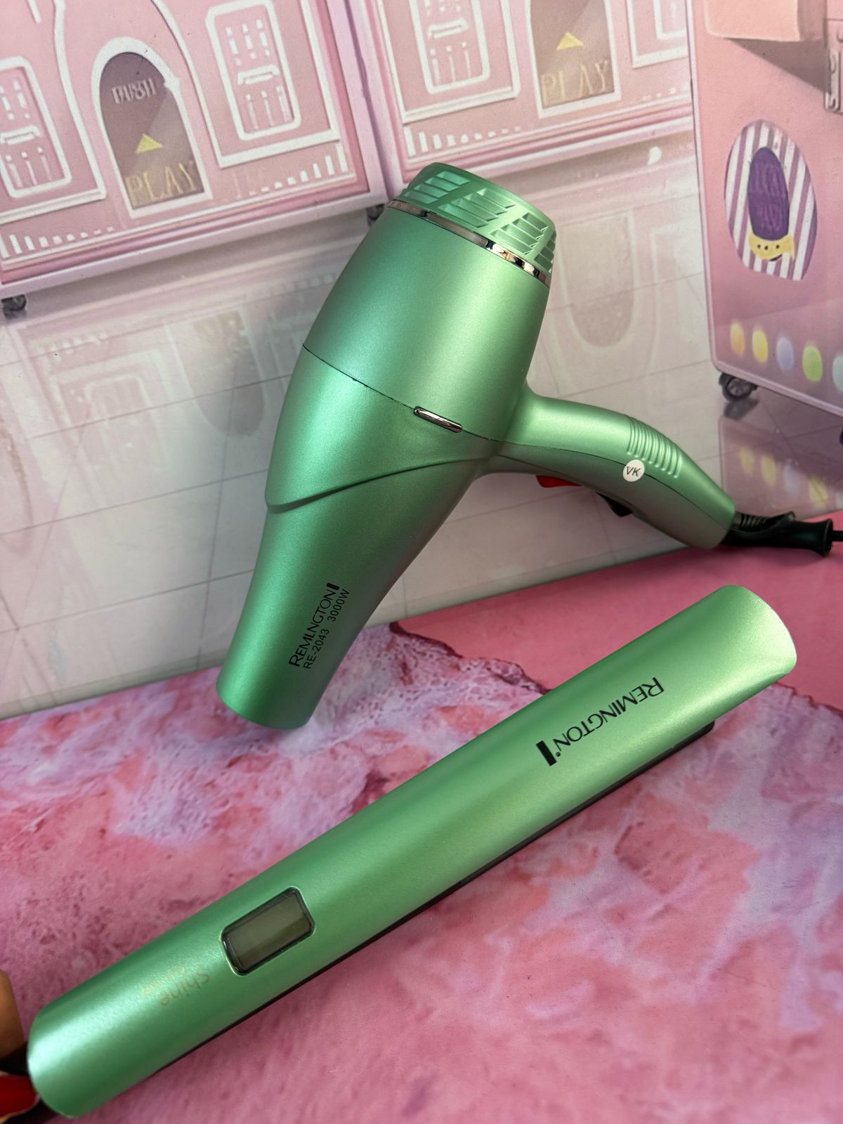 Combo secador de aguacate mas plancha Remington réplica AAA