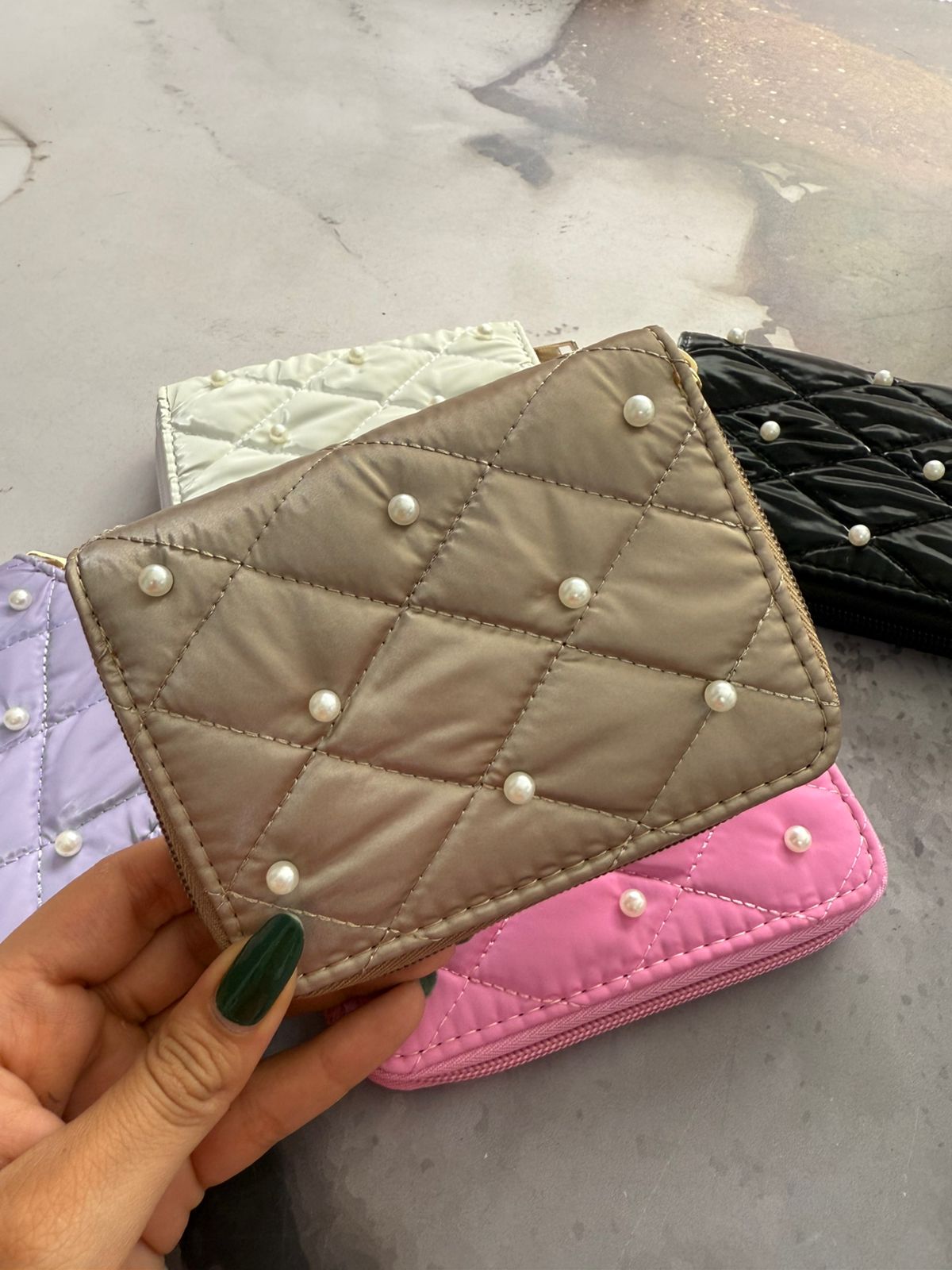 BILLETERA PERLA