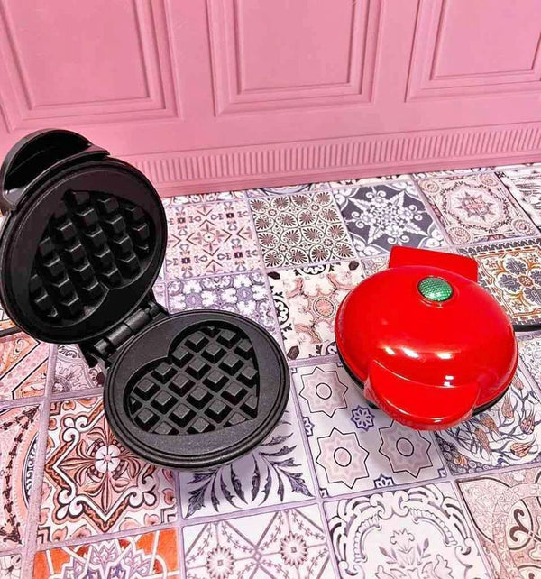 WAFFLERA CORAZON ROJA