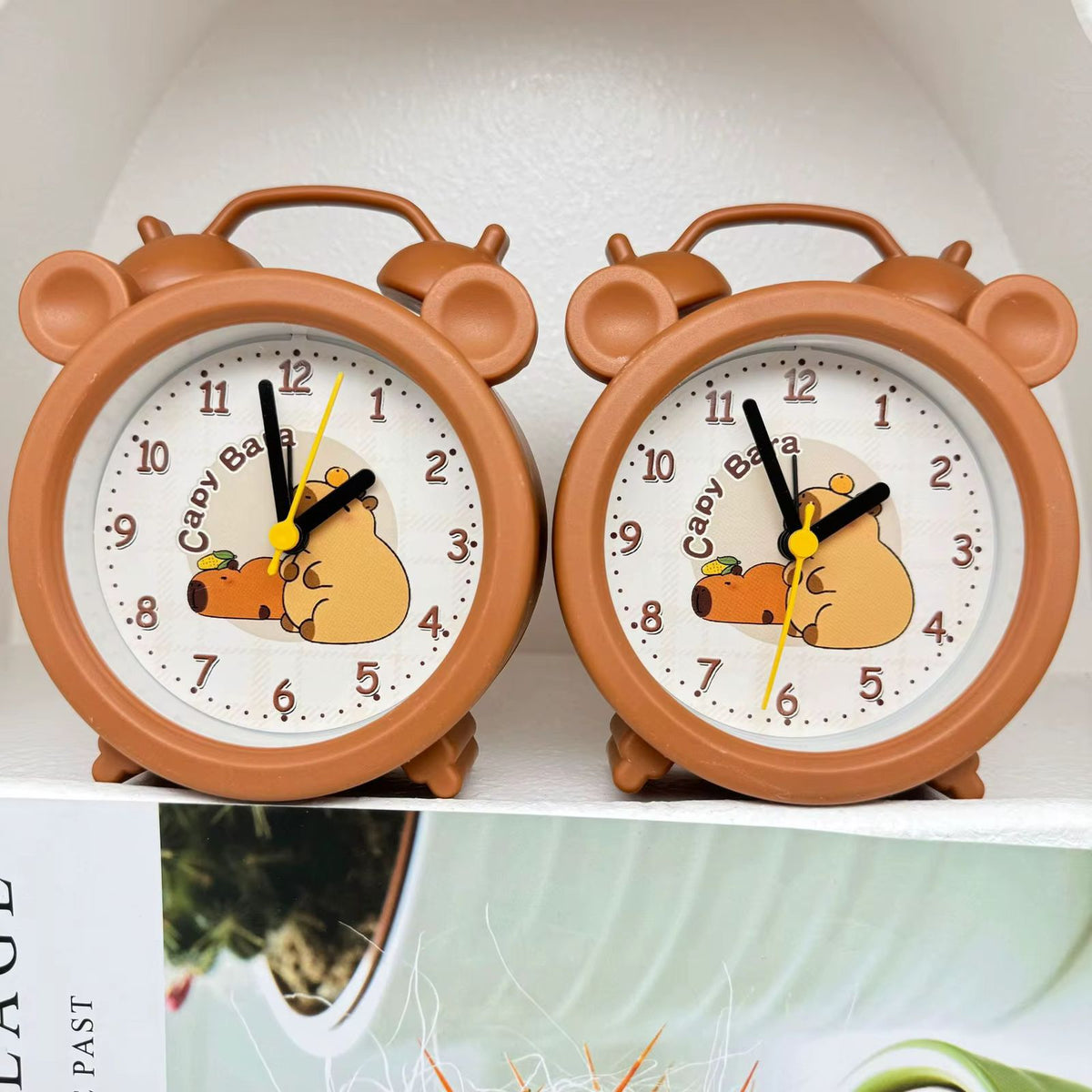 Reloj despertador de Capybara  CJ F2-4-5