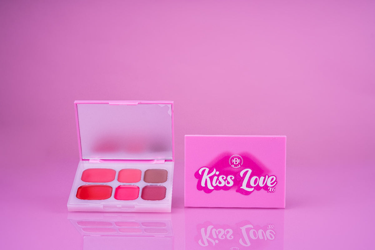 PALETA DE LABIOS KISS LOVE BLOOMSHEL CJ A102