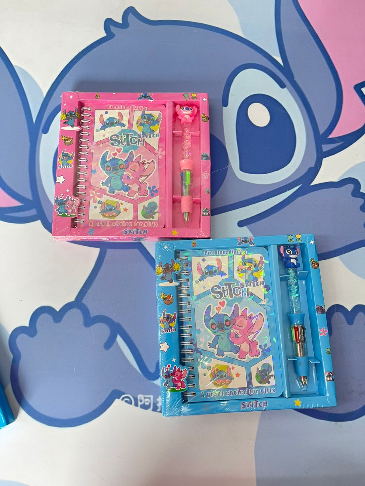 cuaderno mas lapicero de stitch en caja