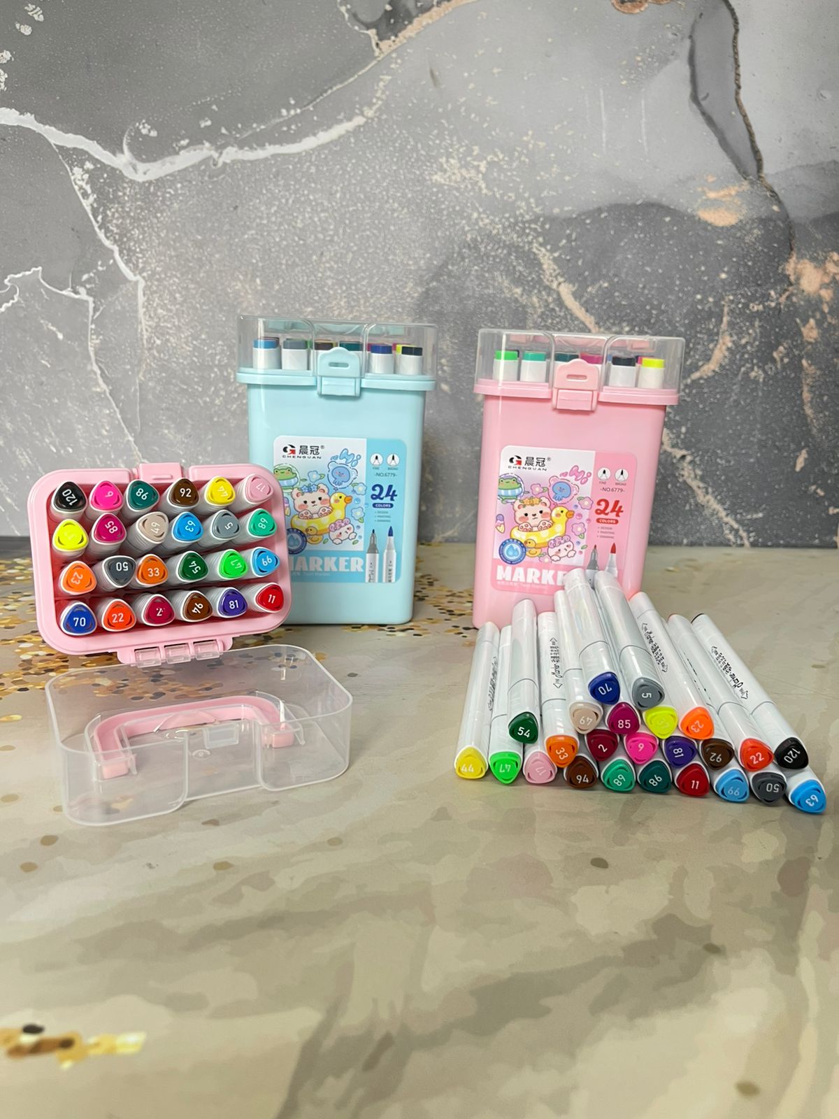 marcadores x24 caja de plastico