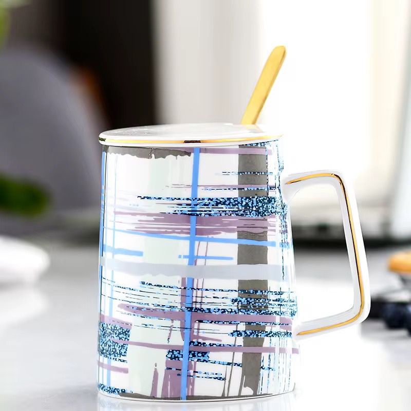 mug astetick elegante con tapa y cuchara