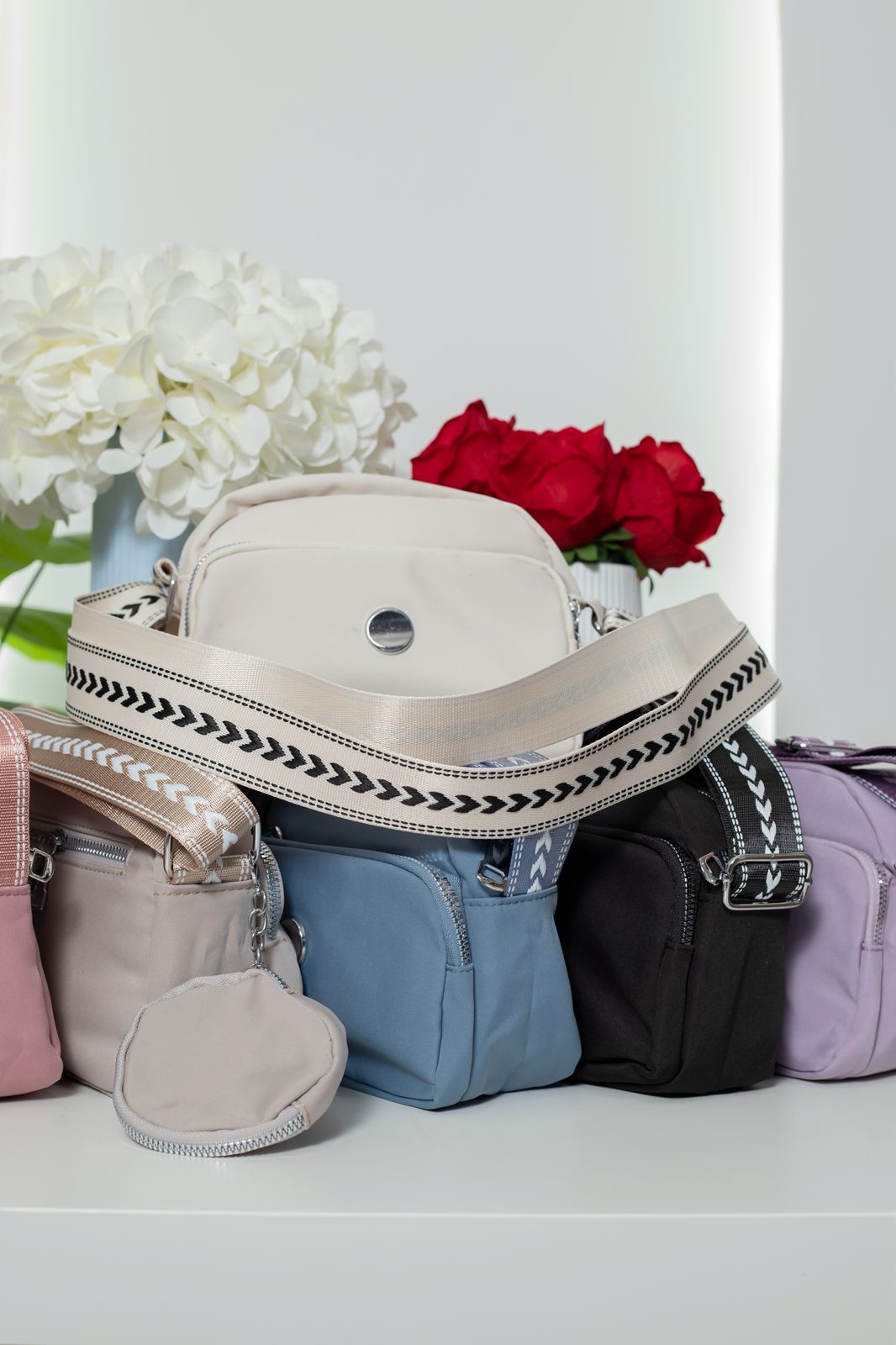 BOLSO MANOS LIBRES BOTON PLATEADO MM 03 -01