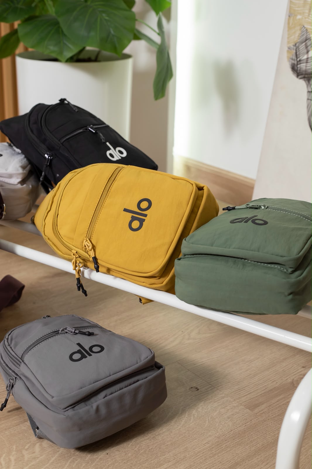 BOLSO DEPORTIVO TIPO PERCHERA ALO