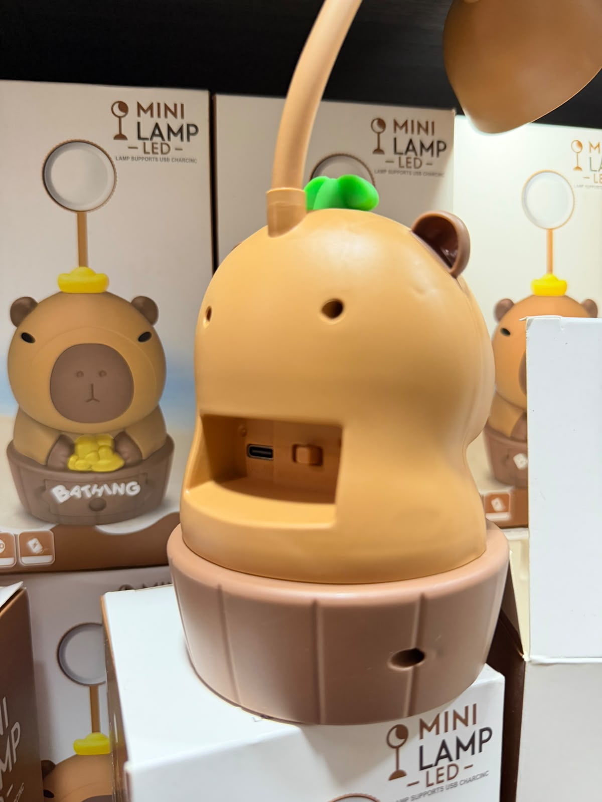 LAMPARA CAPIBARA