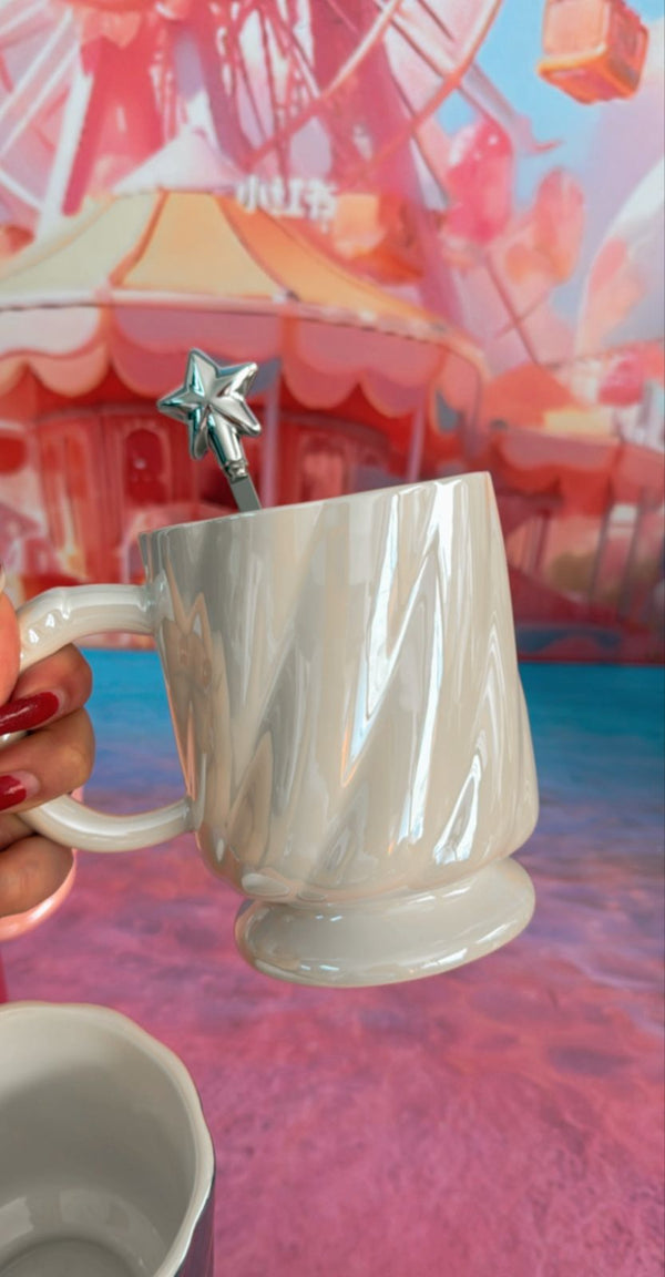 MUG GRANDE CON CUCHARA DE ESTRELLA